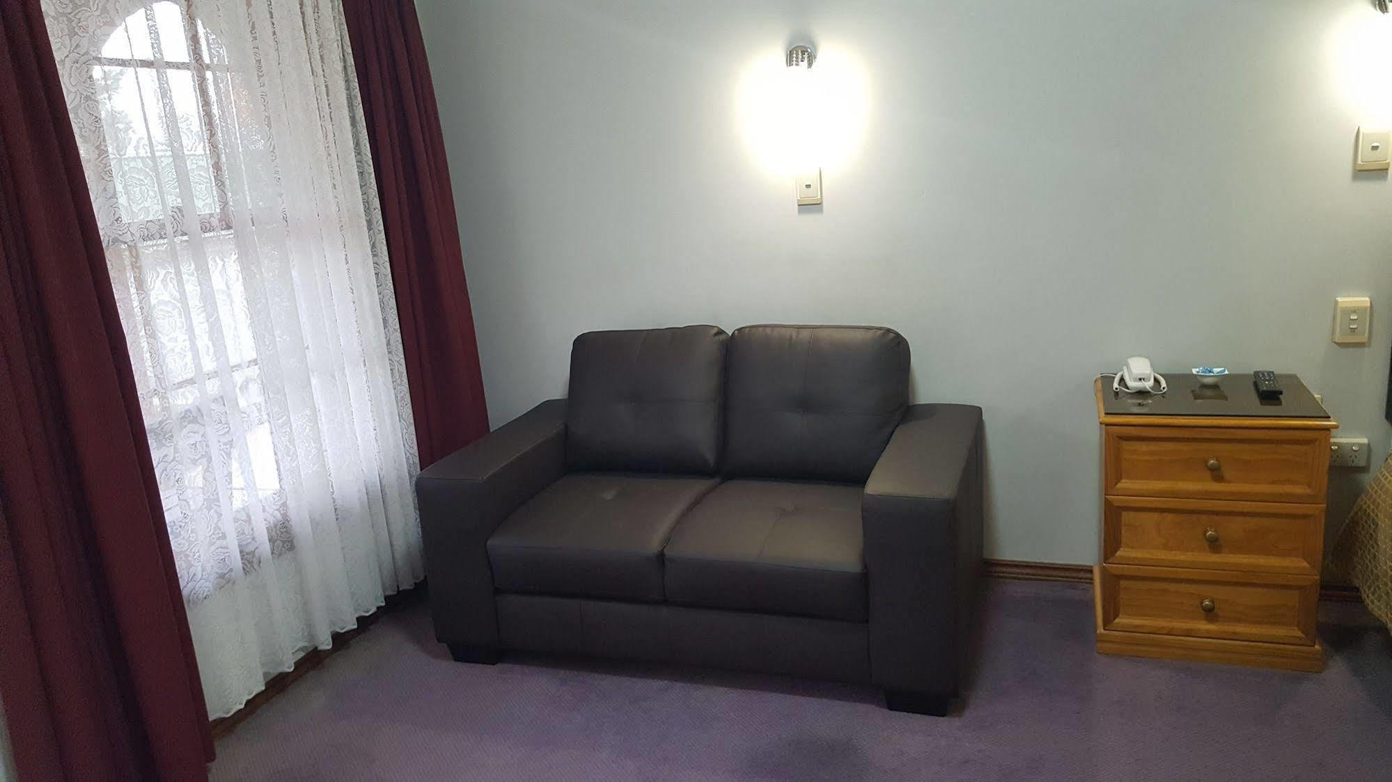 Sandstock Motor Inn Armidale Zewnętrze zdjęcie